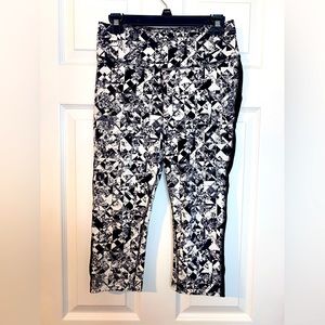 Nike Dri Fit black and white Capri leggings. Size M